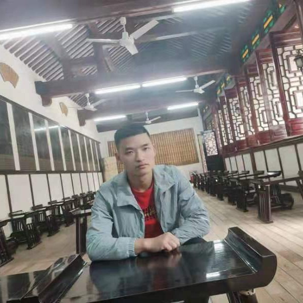 黄蜂拾忆寒冷的照片