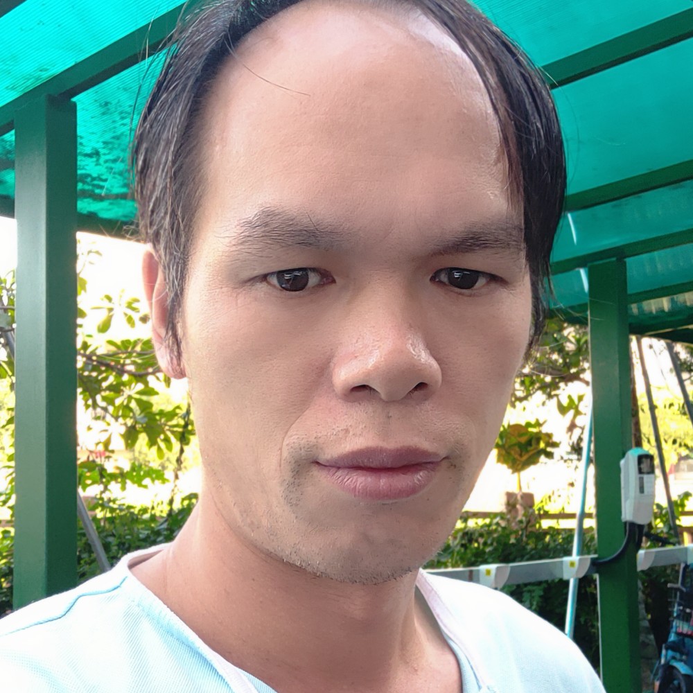 沉稳的男人最帅气的照片