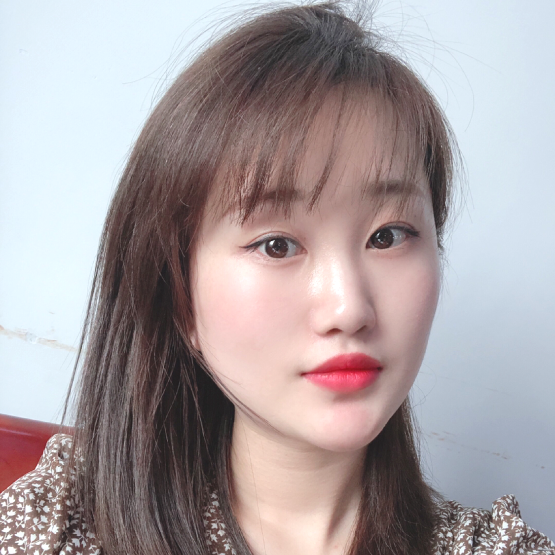 LLLLLLL9的照片