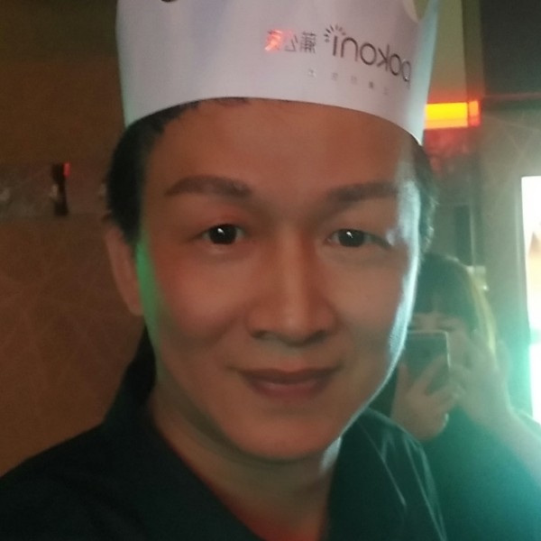 余生子华的照片