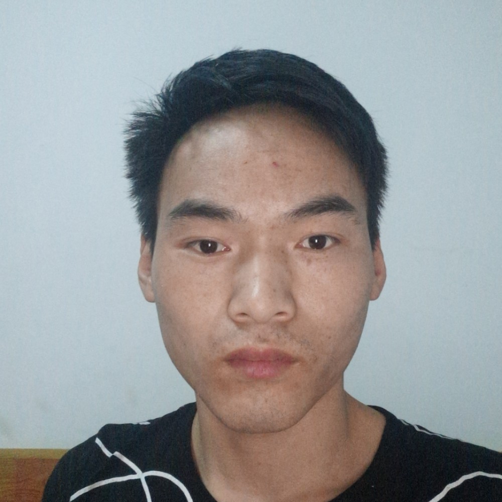 陌上未人的照片