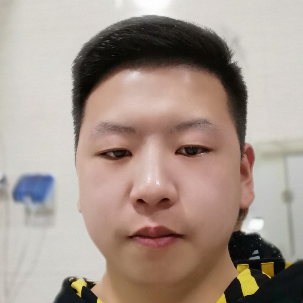 孤独凝视的照片