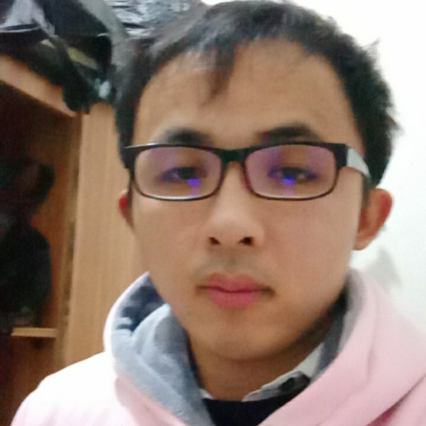 初雨笑文静的照片