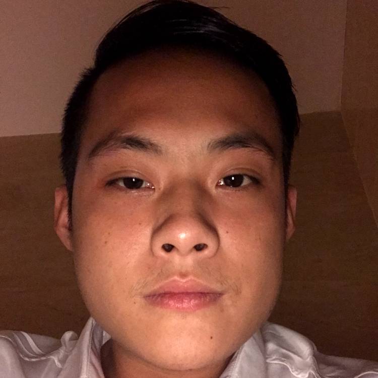 霓裳就笑点低的照片