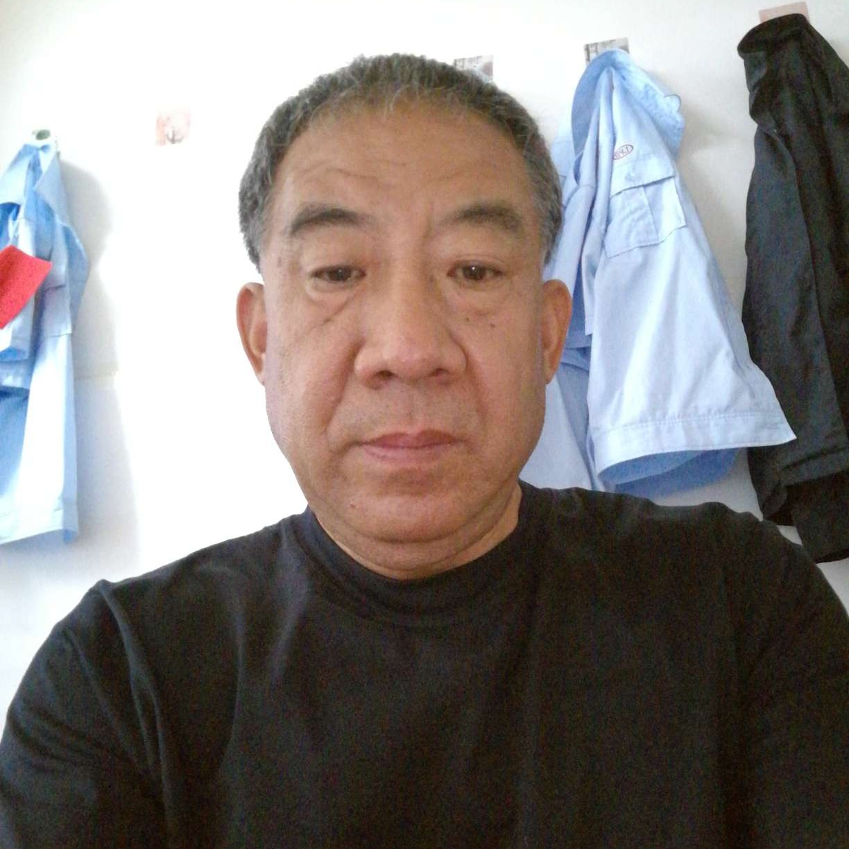 早晨爱默默的照片