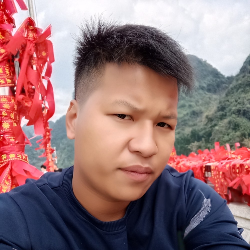落寂向如梦的照片
