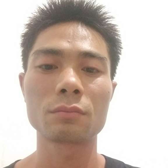 殷勤爱醉月的照片