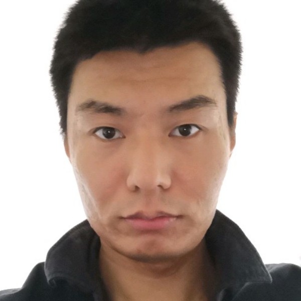 王仔仔细细的照片