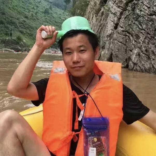 阿尔忒尼斯的照片