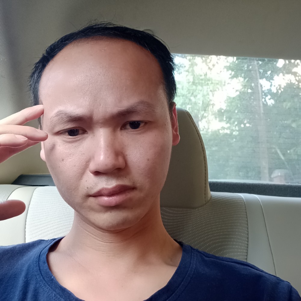 远方灯塔的照片