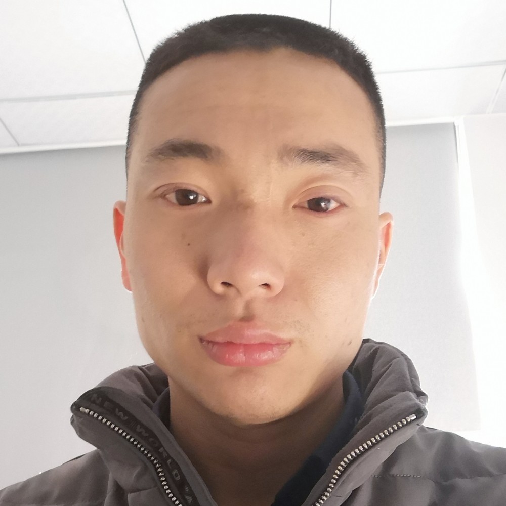 凉城羞涩的照片