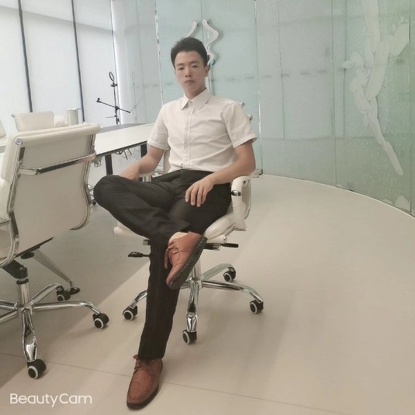 一生只找有缘人的照片