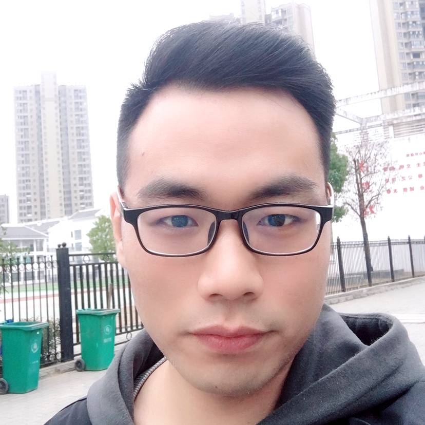 小楓的照片