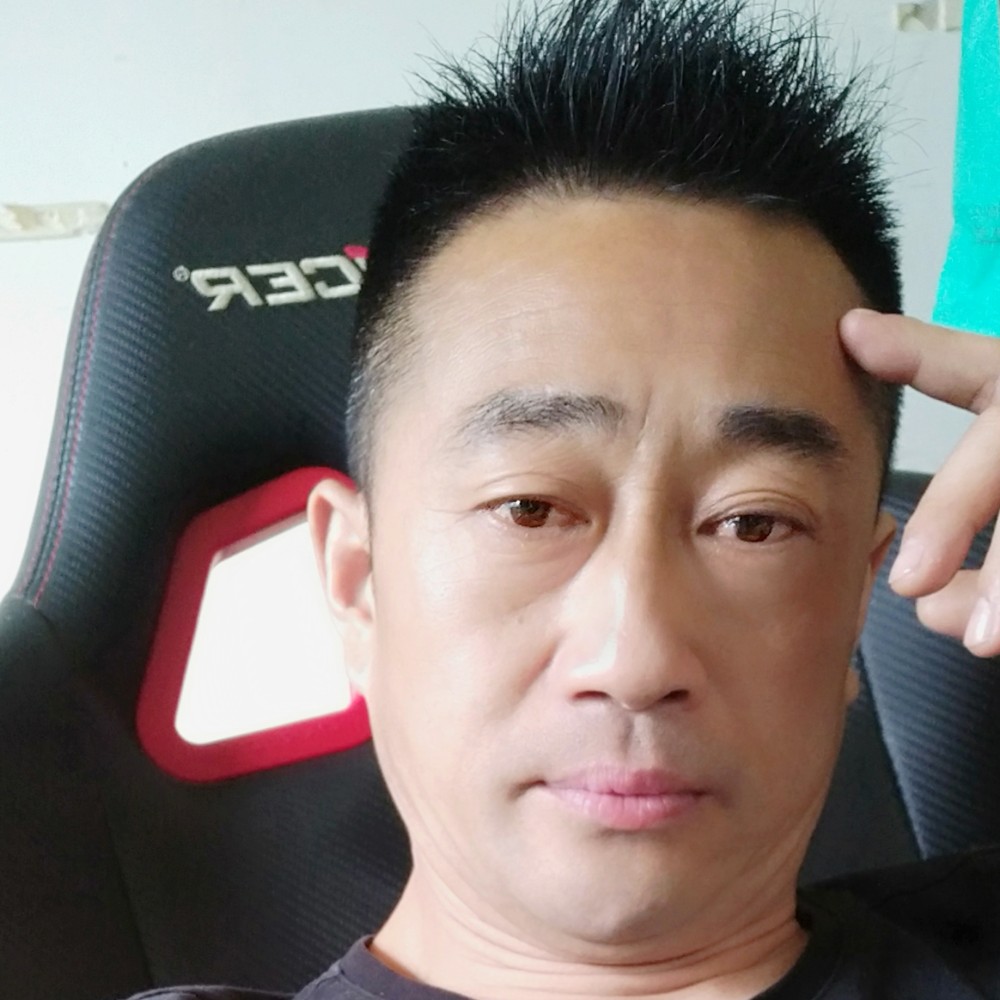 棒球拉长的照片