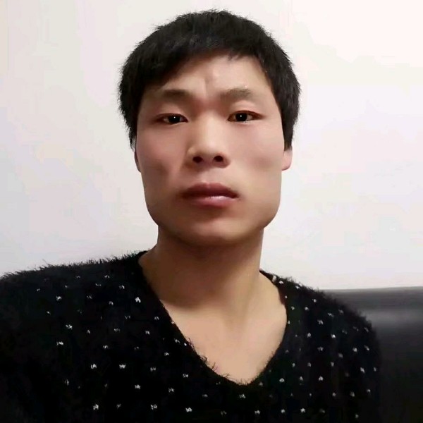 恬静回眸情殇的照片