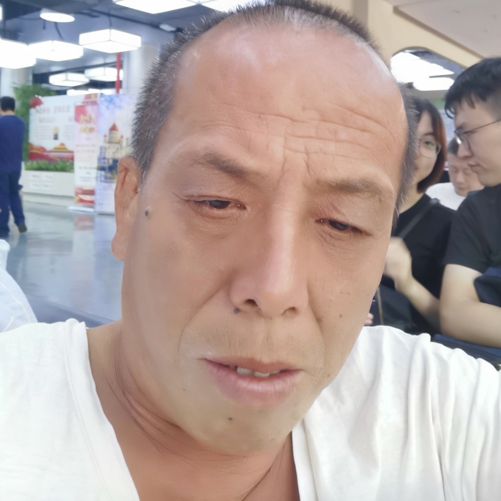 诺言回首可爱的照片