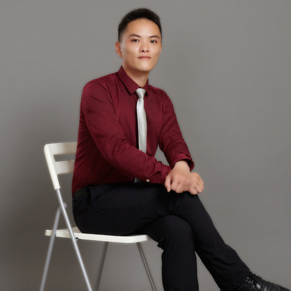 小鸭子欣喜的照片