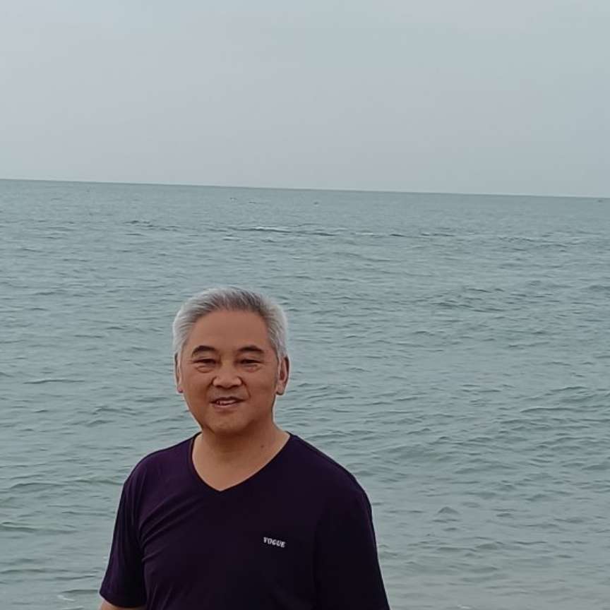 森槿蹁跹碧蓝的照片