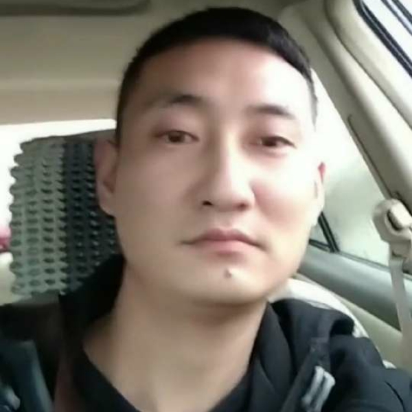 踏雪寻梅^O^的照片