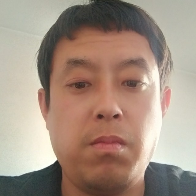 伶俐向导师的照片