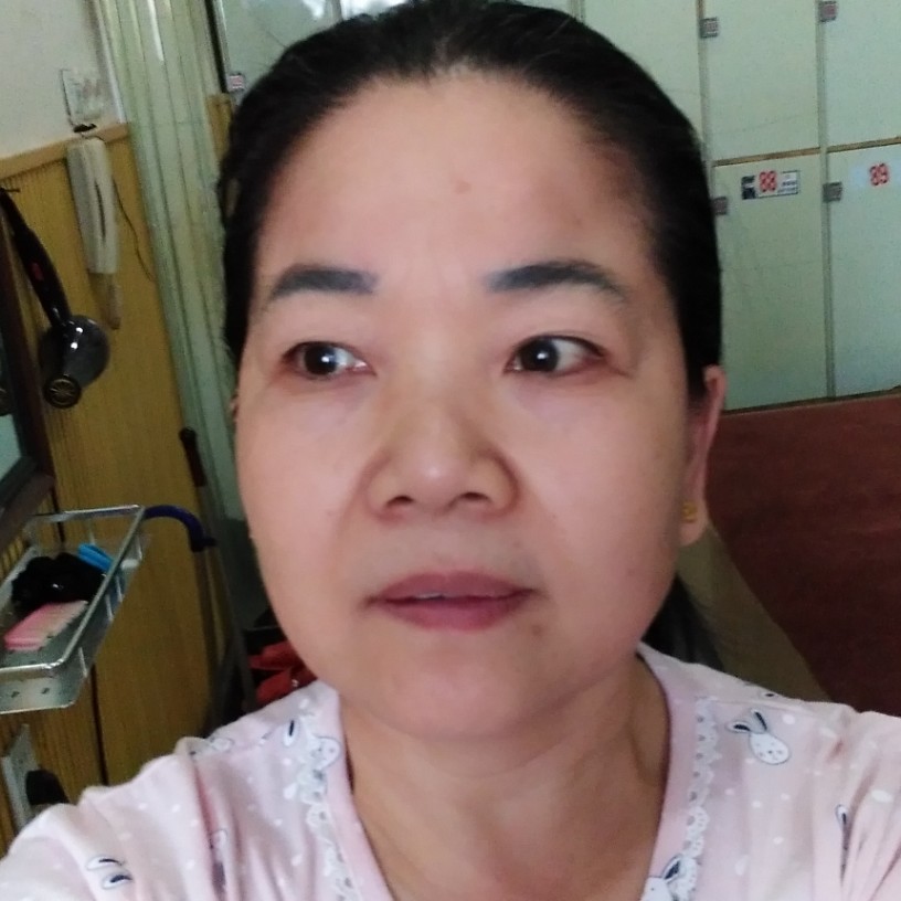路Lyy的照片