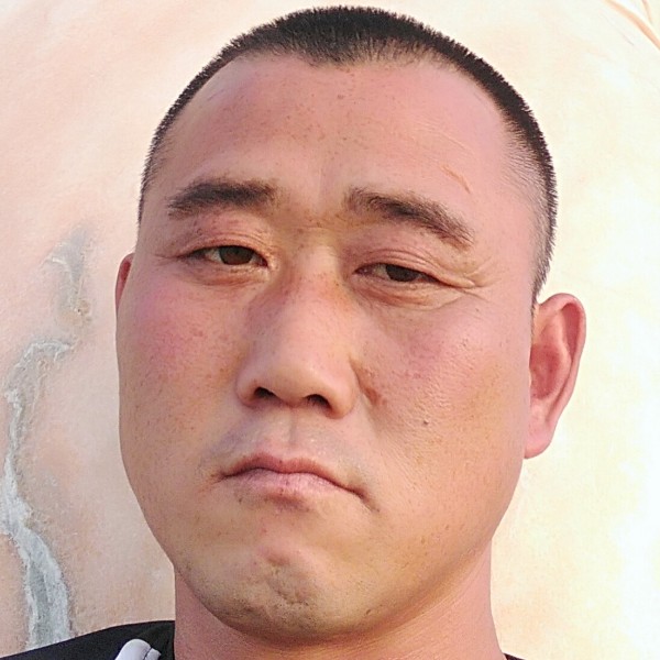 清曲倾心乐观的照片