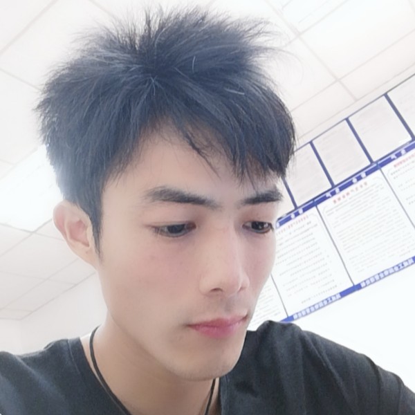 轻年的照片