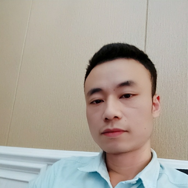 狄野迁秋的照片