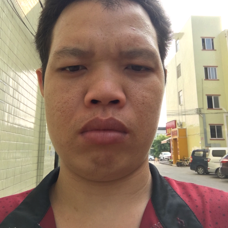 麦仁灿的照片