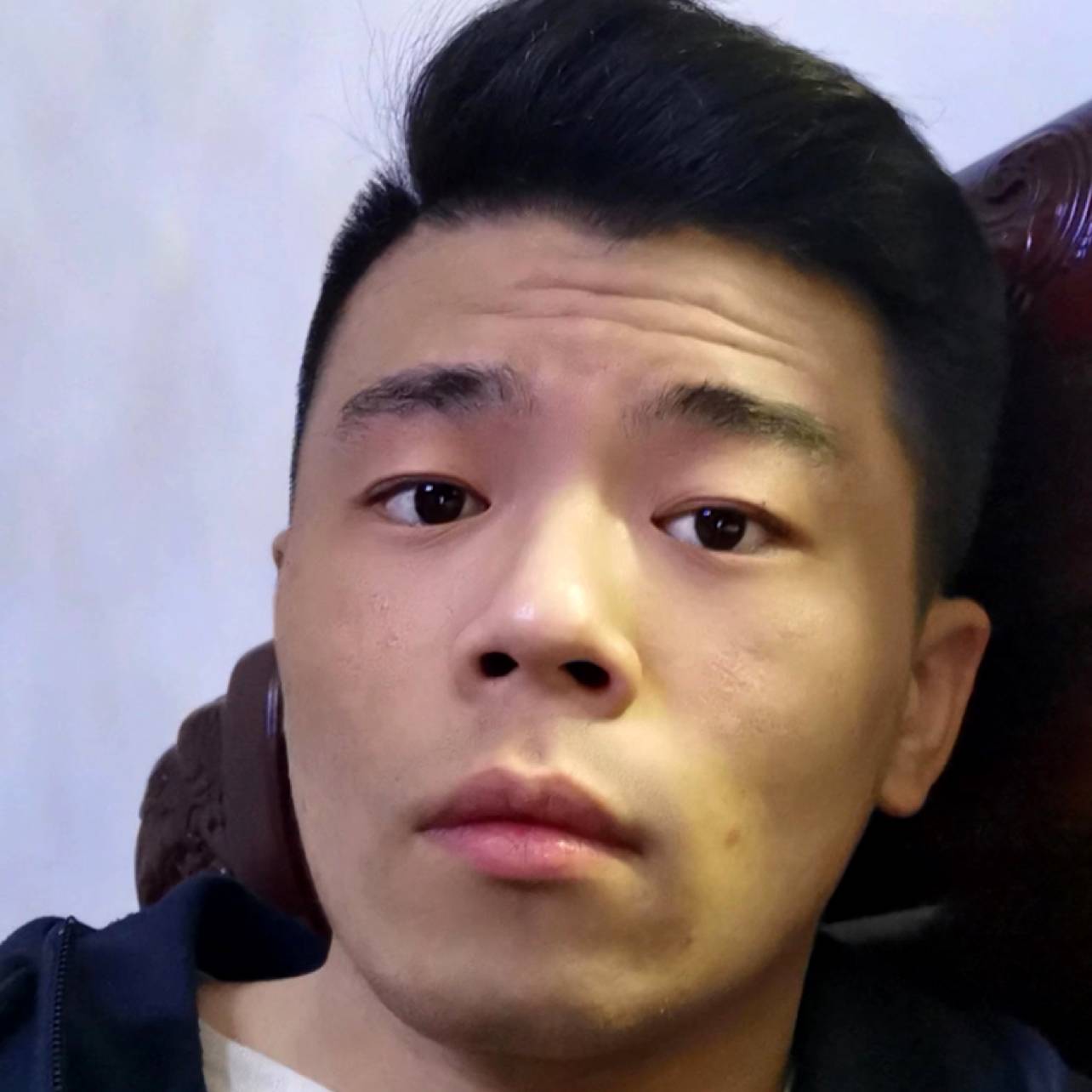 知名火锅容器的照片