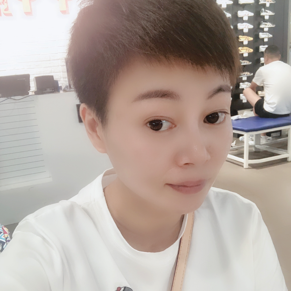 单纯就小虾米的照片