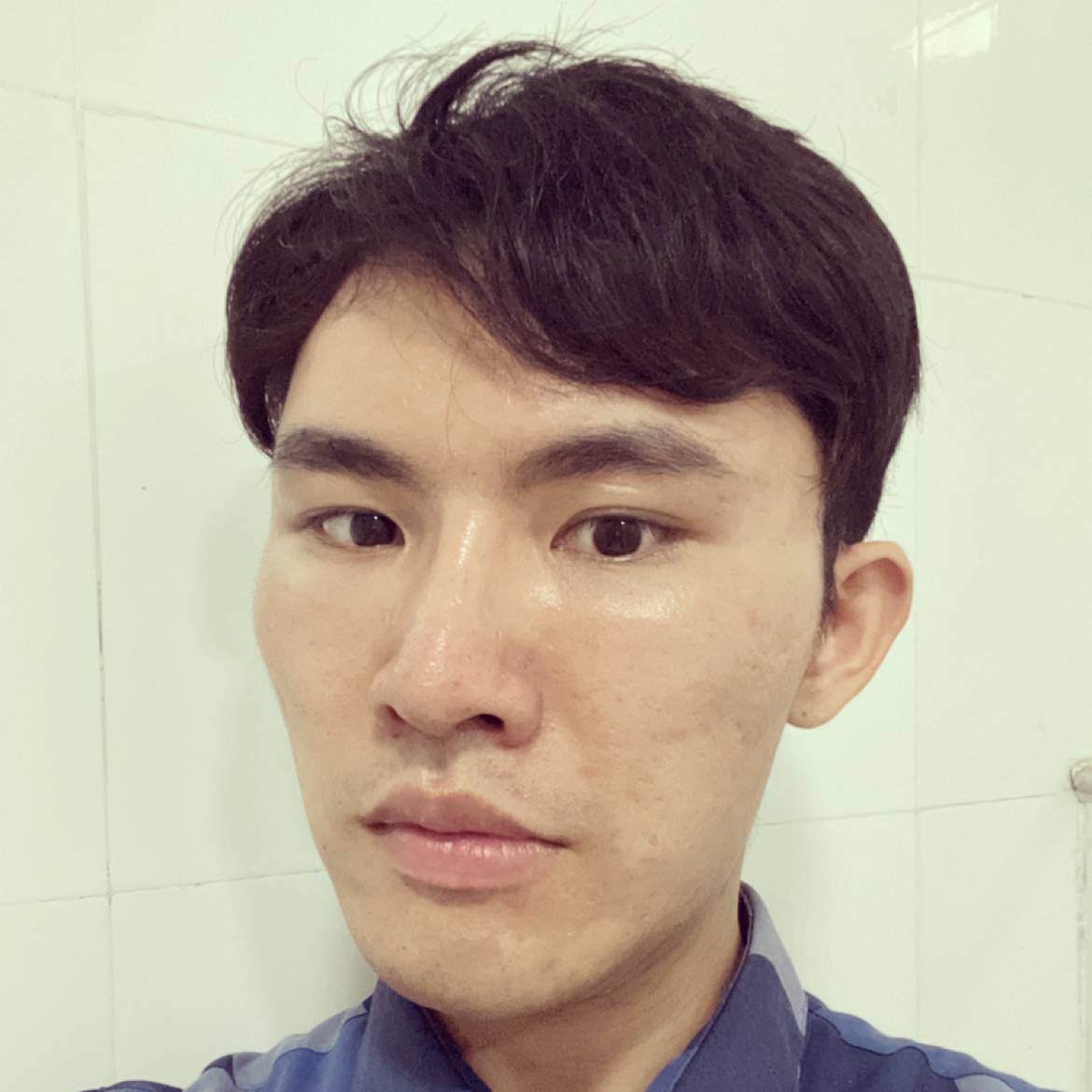 轩声夺人的照片