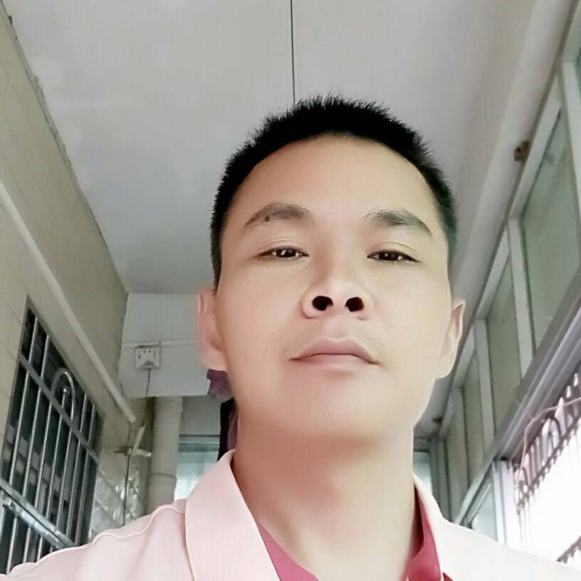 徐犒森的照片
