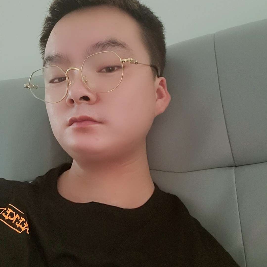 怕黑的小土豆的照片