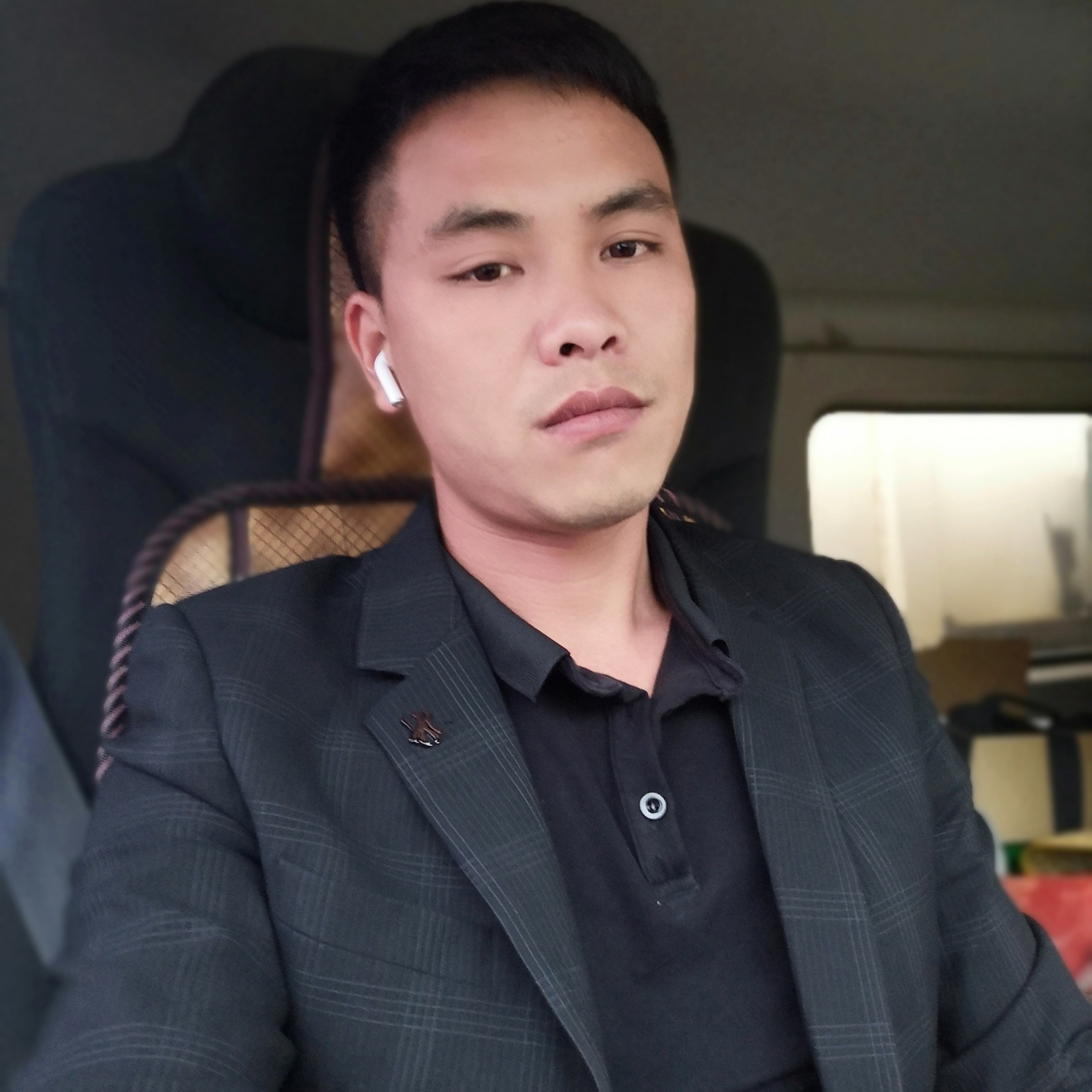 爱听歌爱大树的照片