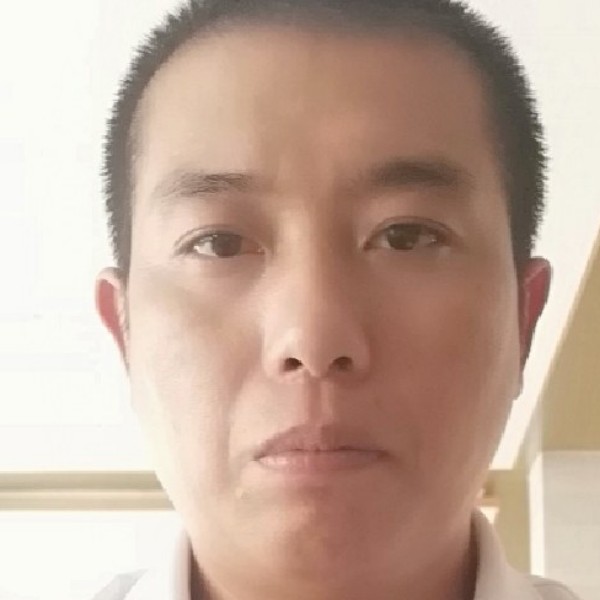 含蓄那晨阳的照片