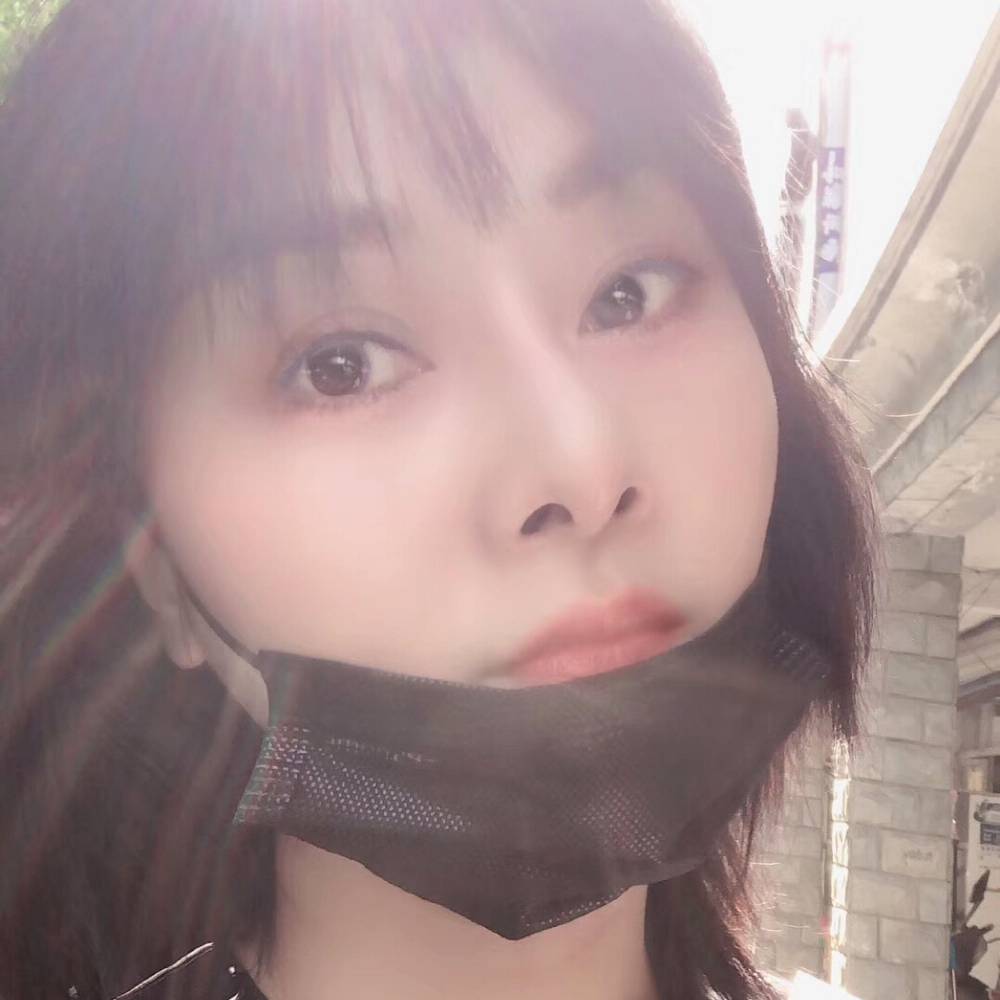小馒头漫步高兴的照片