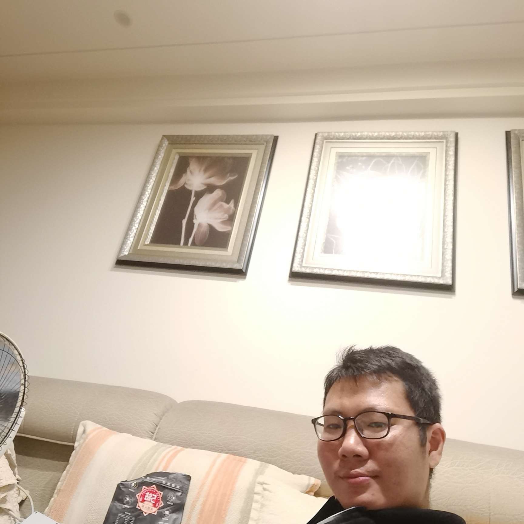 俏皮放弃花卷的照片