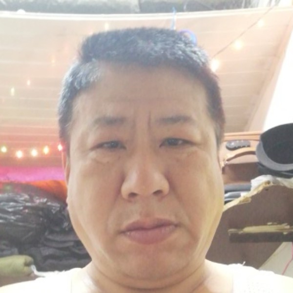 悲凉挽手南鸢的照片