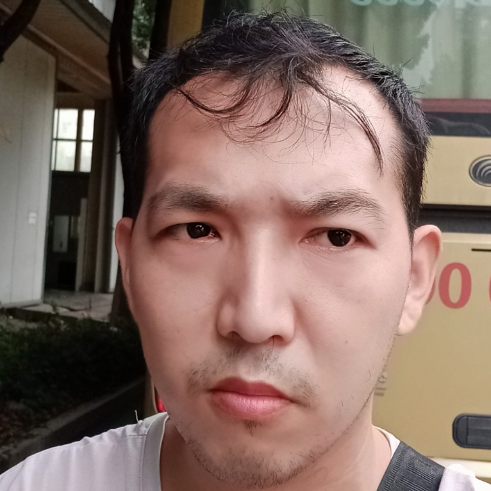 sg孤单的一人的照片