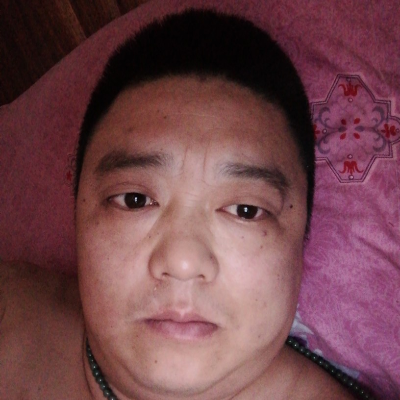 蛋挞方开朗的照片