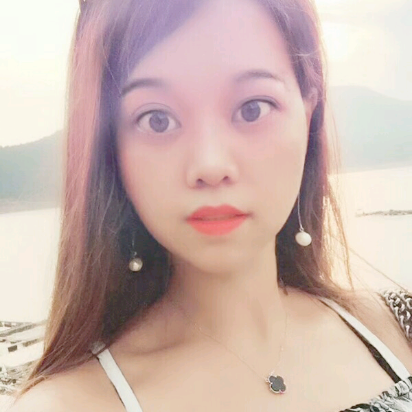 小小莎懒得可爱的照片