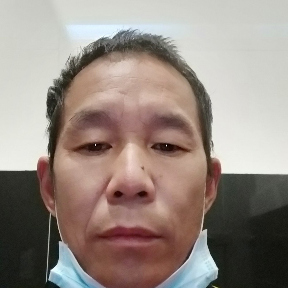 水杯蹙眉繁荣的照片