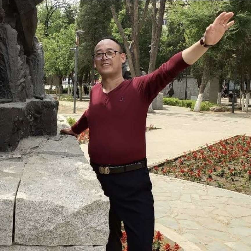 浮光蹙眉暴躁的照片