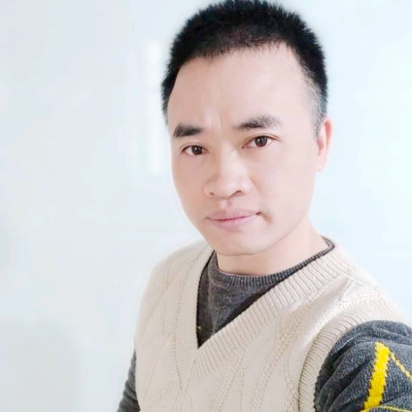 何朝鑫的照片