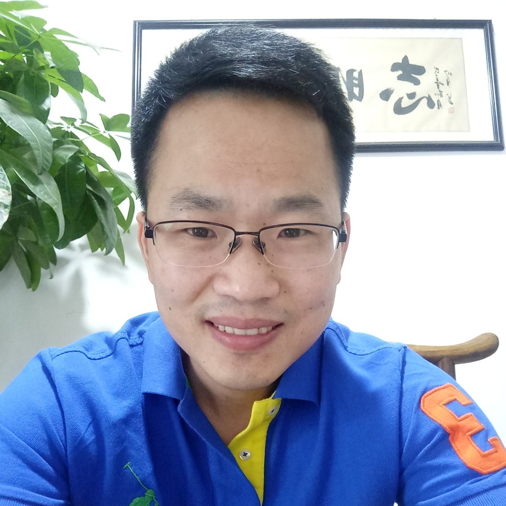 殷勤情动的照片
