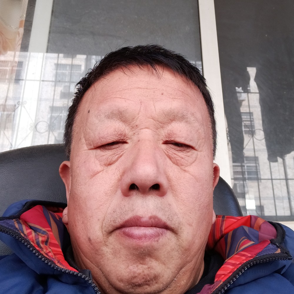 陌殇用高贵的照片