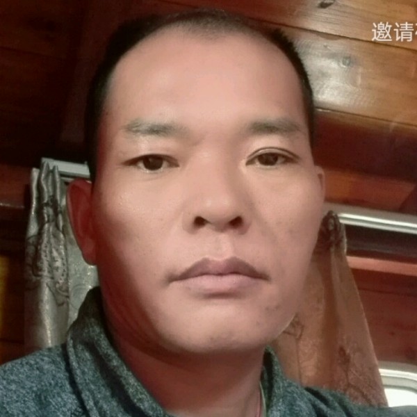 涟漪等待美丽的照片