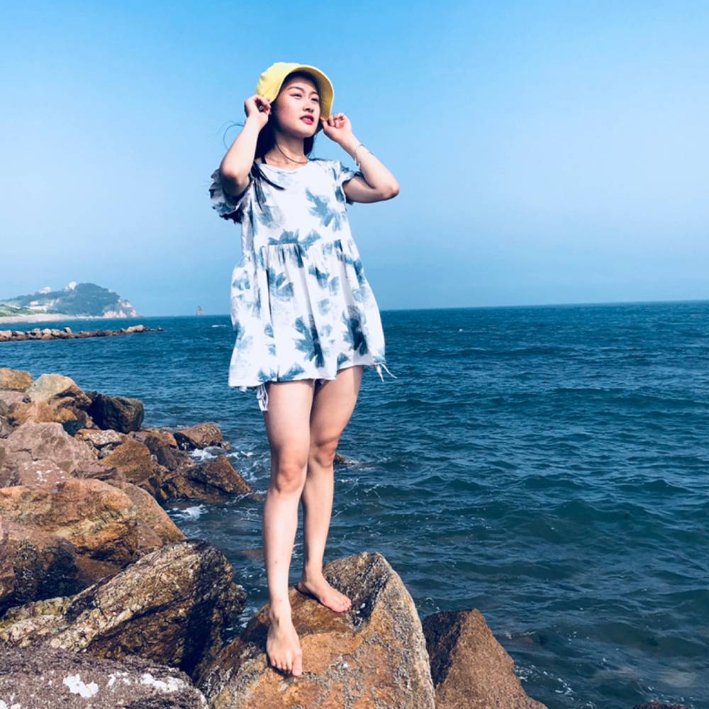 余宝儿的照片