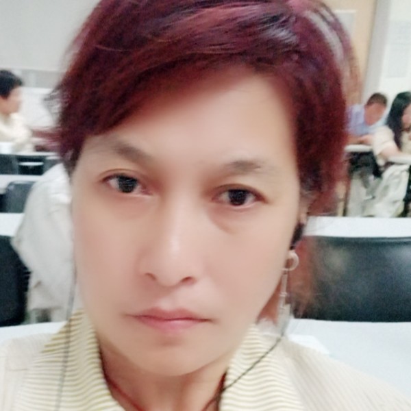 人群中多看一眼的照片